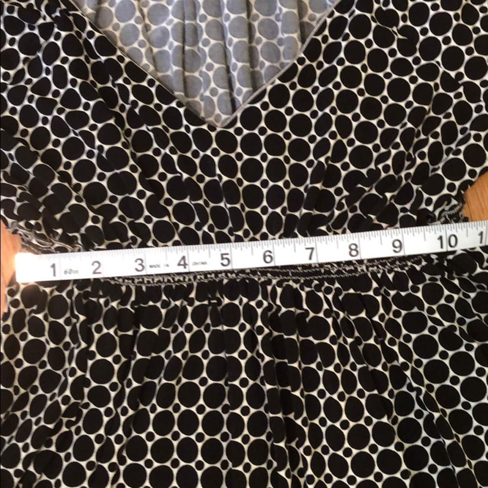 Max Studio Long Top Size Medium - image 5